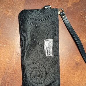 Elegant Black Textured Wristlet by Relic